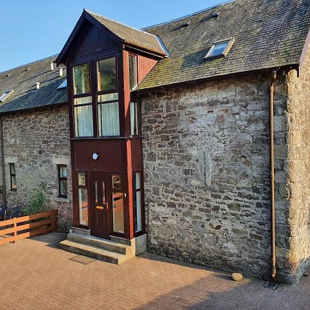 The Granary At Tinto Retreats, Biggar Is A Gorgeous 3 Bedroom Stone Cottage Wiston  エクステリア 写真
