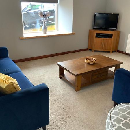 The Granary At Tinto Retreats, Biggar Is A Gorgeous 3 Bedroom Stone Cottage Wiston  エクステリア 写真