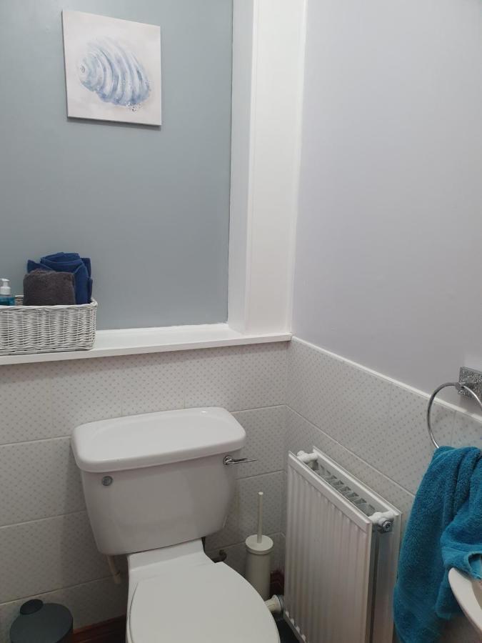 The Granary At Tinto Retreats, Biggar Is A Gorgeous 3 Bedroom Stone Cottage Wiston  エクステリア 写真