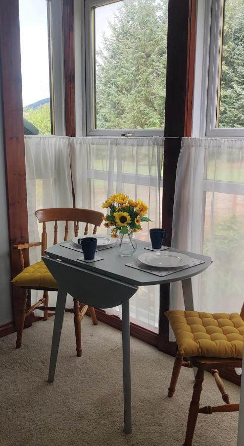 The Granary At Tinto Retreats, Biggar Is A Gorgeous 3 Bedroom Stone Cottage Wiston  エクステリア 写真